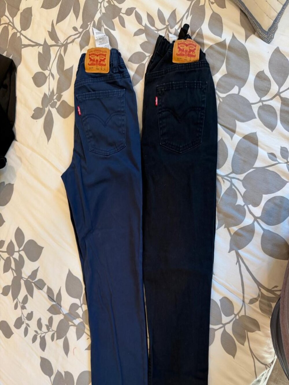 Like New bundle of two boy Teen Levi's 511 slim fit pants. 18. 29/31.
